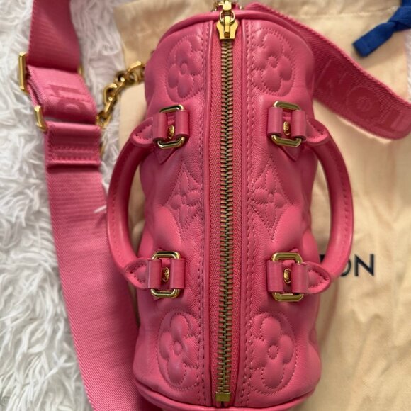 LOUIS VUITTON Calfskin Bubblegram Papillon BB in Dragon Fruit - Picture 11 of 15